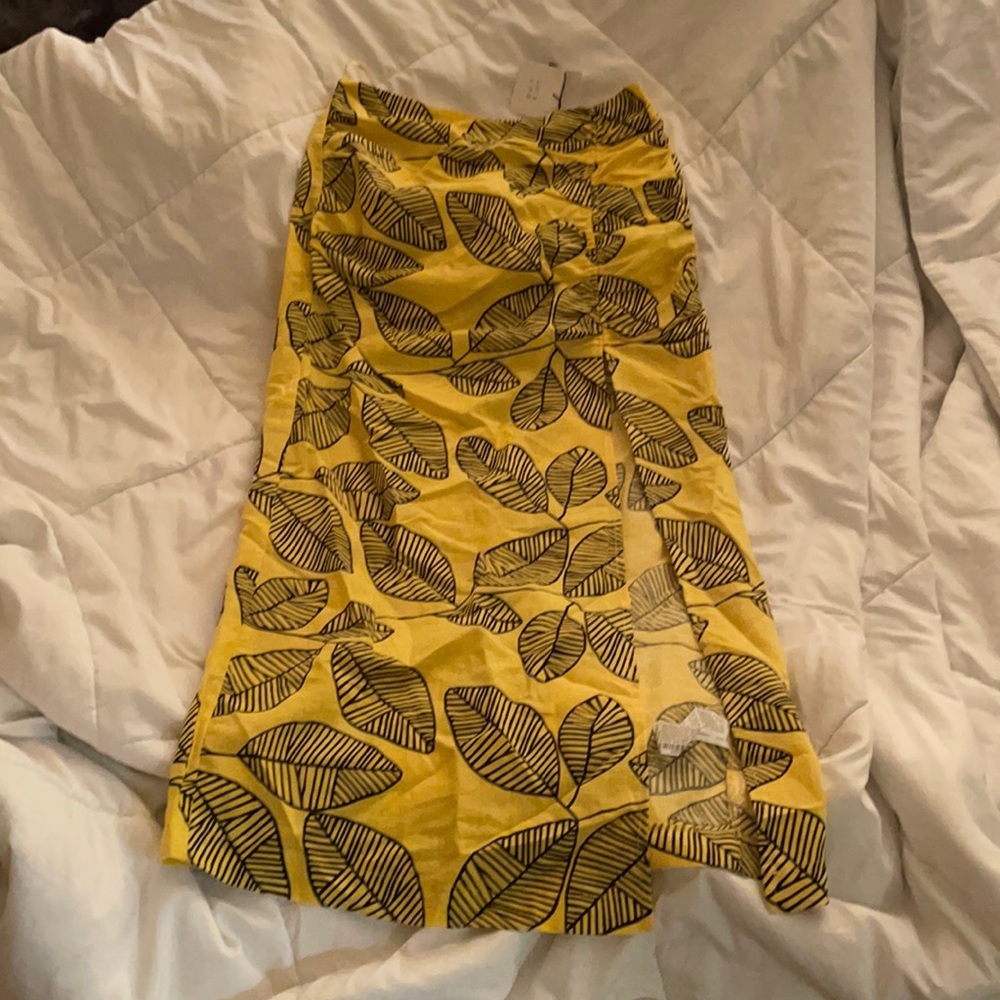 Zara leaf skirt
